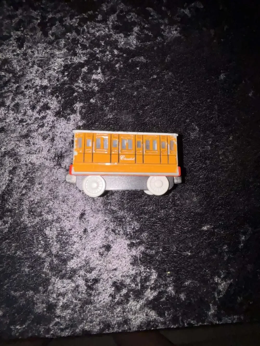 Thomas & Friends Take Along Clarabel Diecast Passenger Coach Car
